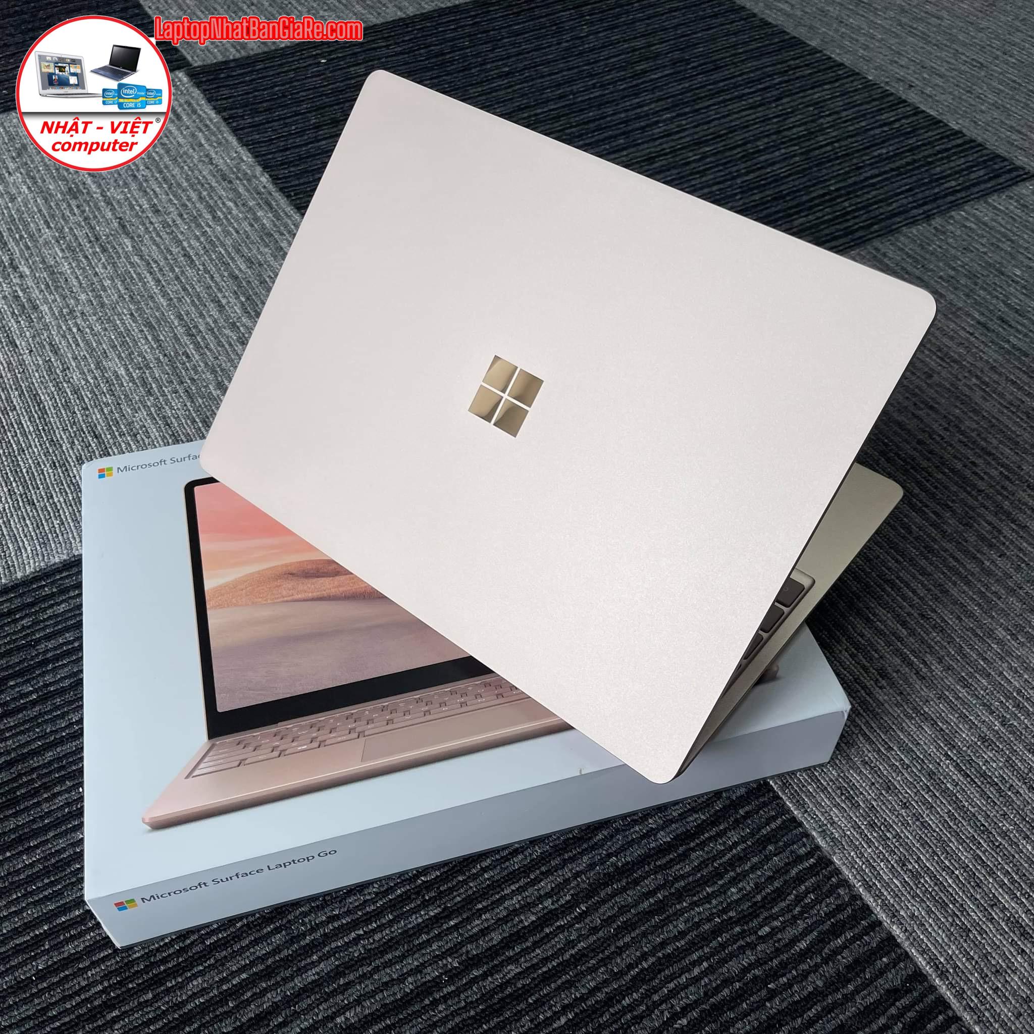 8B764A9F-5EA0-4859-8BD8-0E5A0DBE7299