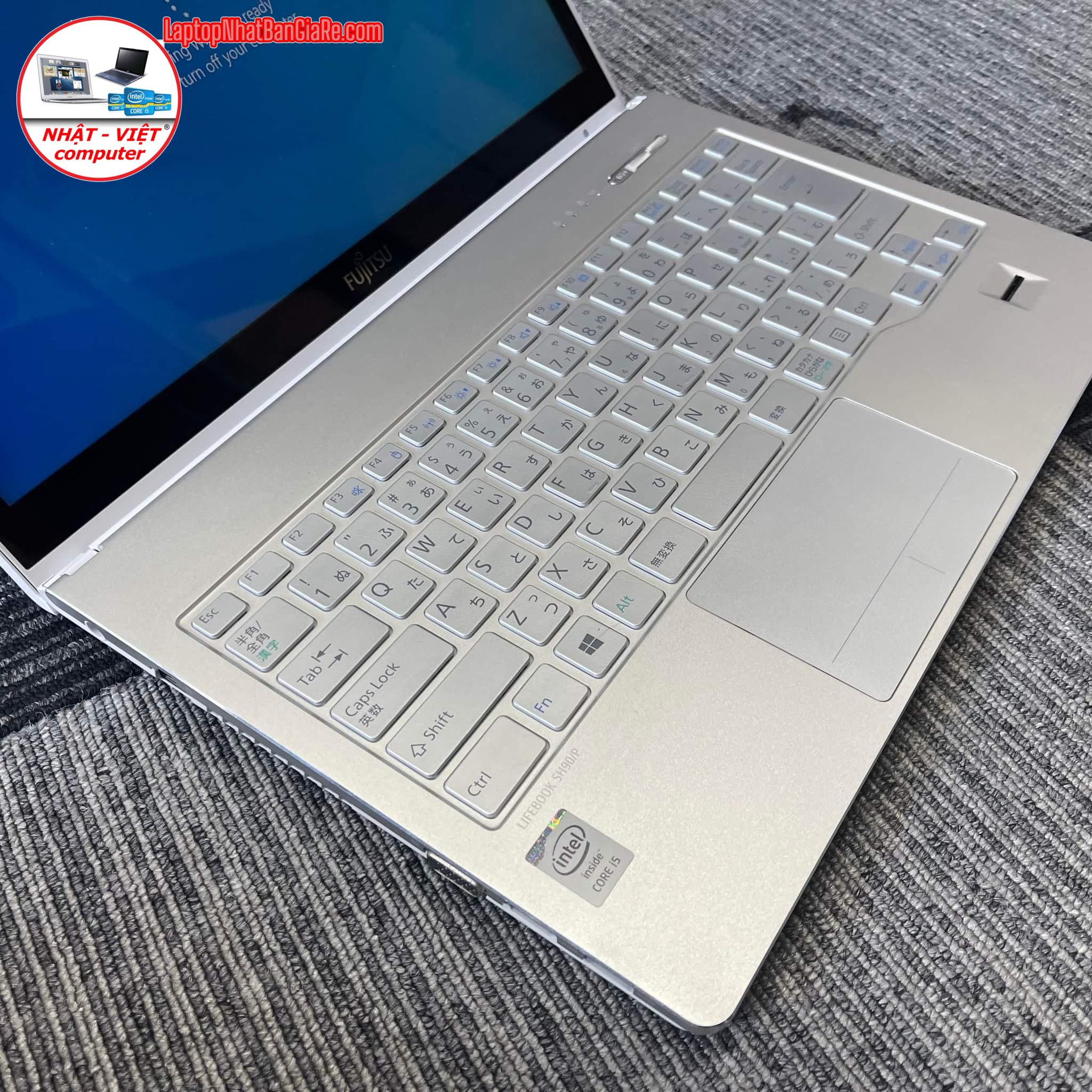 6B41F2A4-64E6-412B-AB64-316F1A638DDC