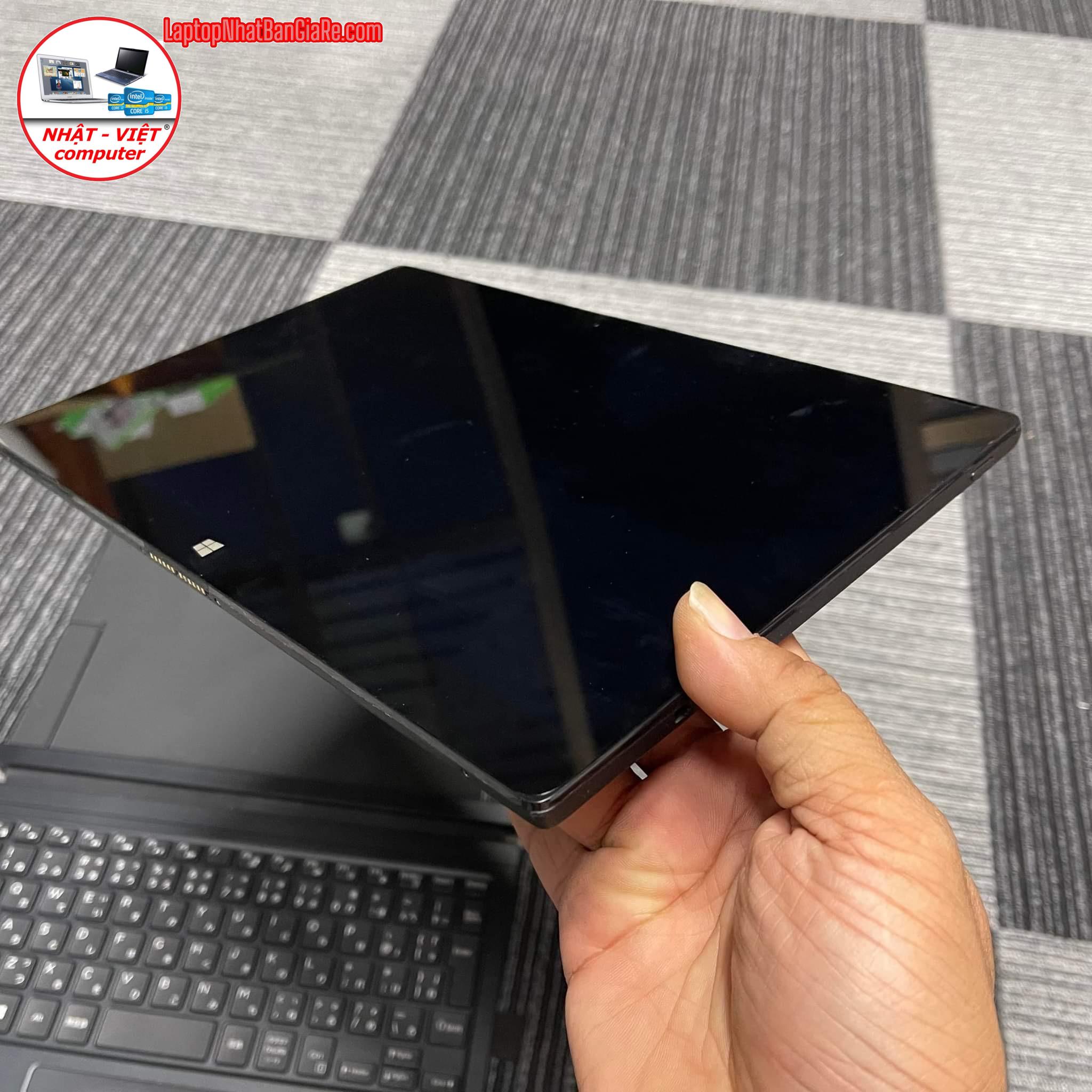 FD6BEA72-59AE-4D09-BD91-287E8B523A02