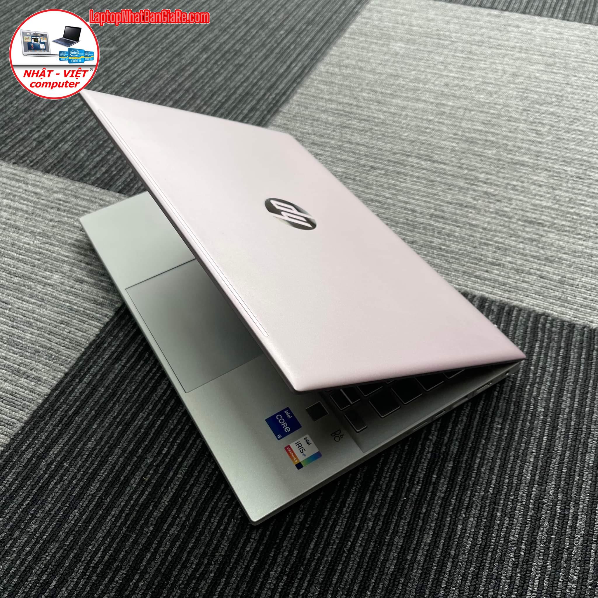 5DB878D5-2F32-41D1-8723-6FEF2A6B89E1