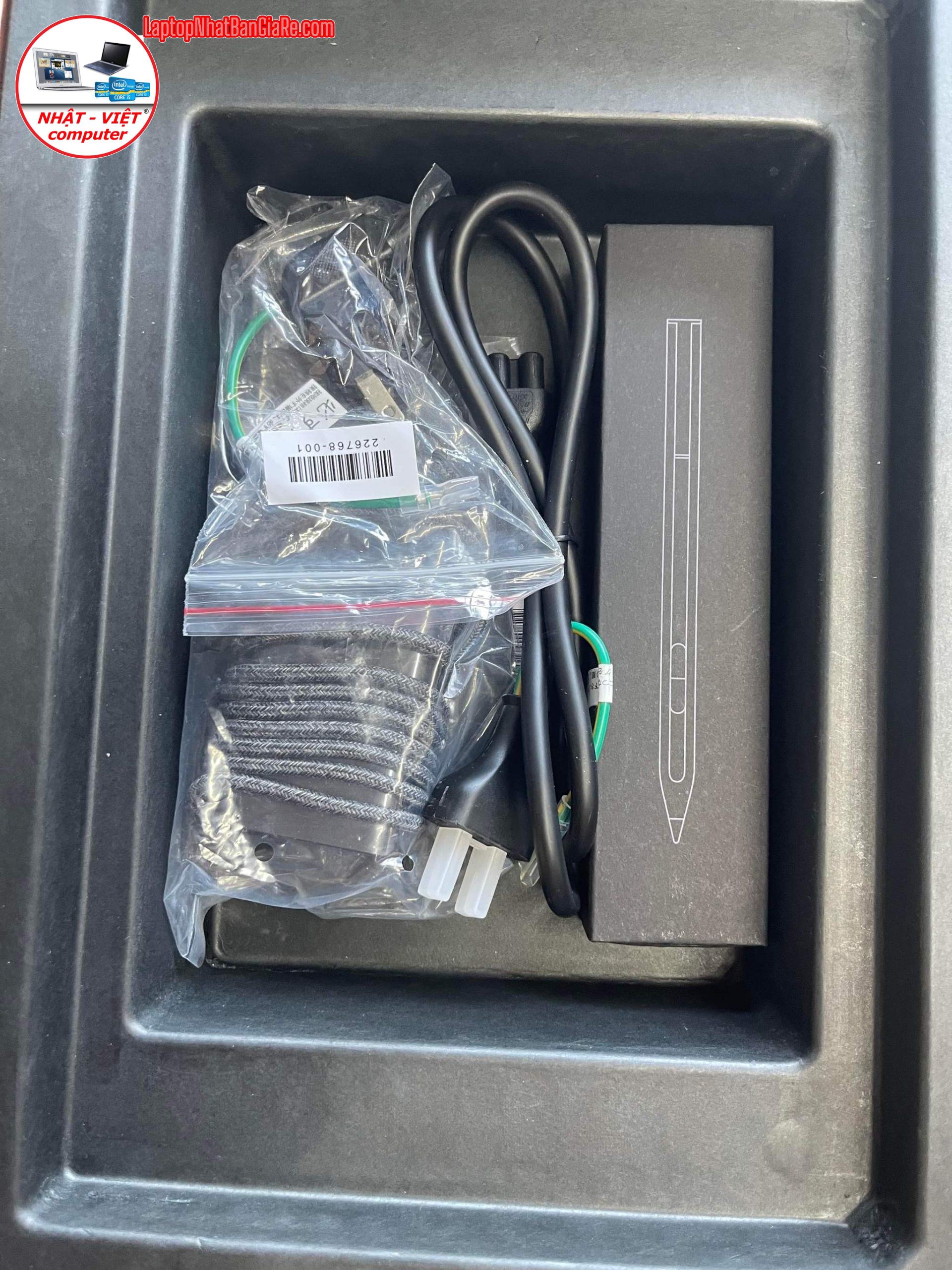 88FBE3D8-976D-4454-8C46-C9A6CE64F910