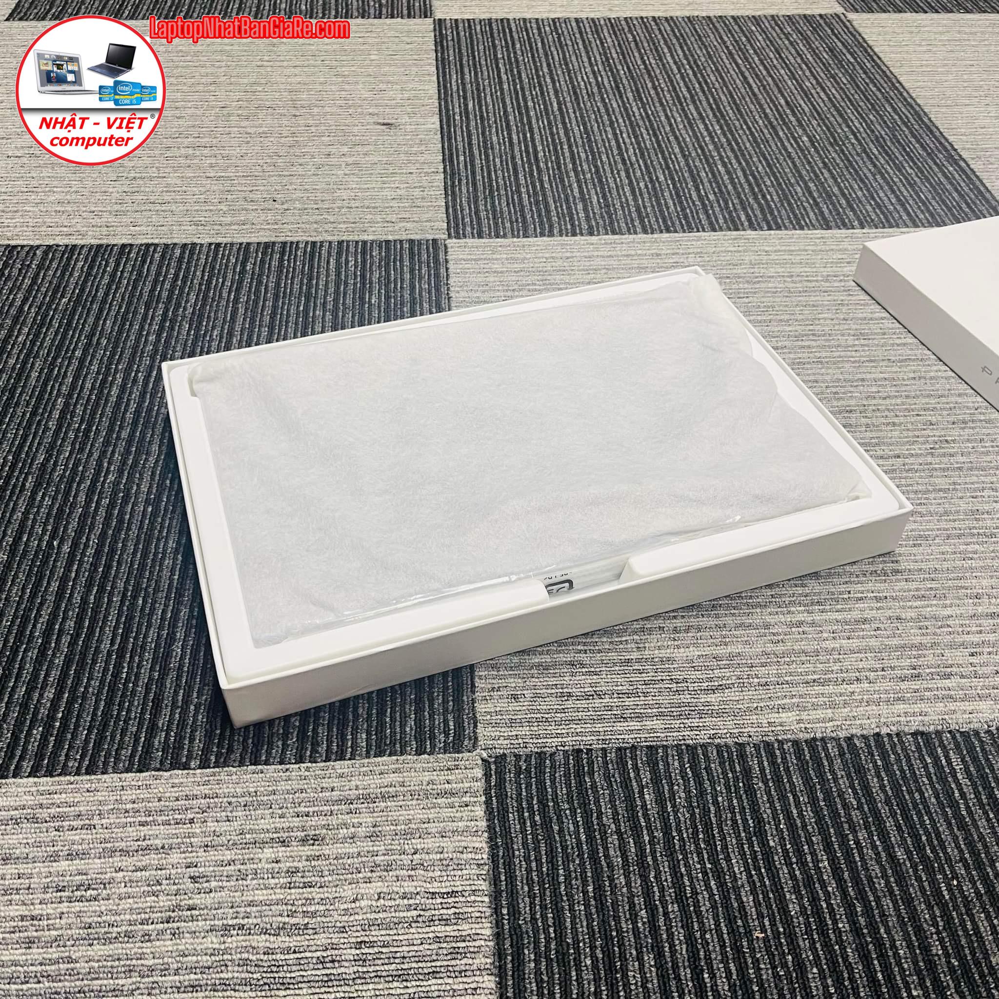 D2EDB1FF-46C9-4B42-AD18-6C4F4C3AFF17