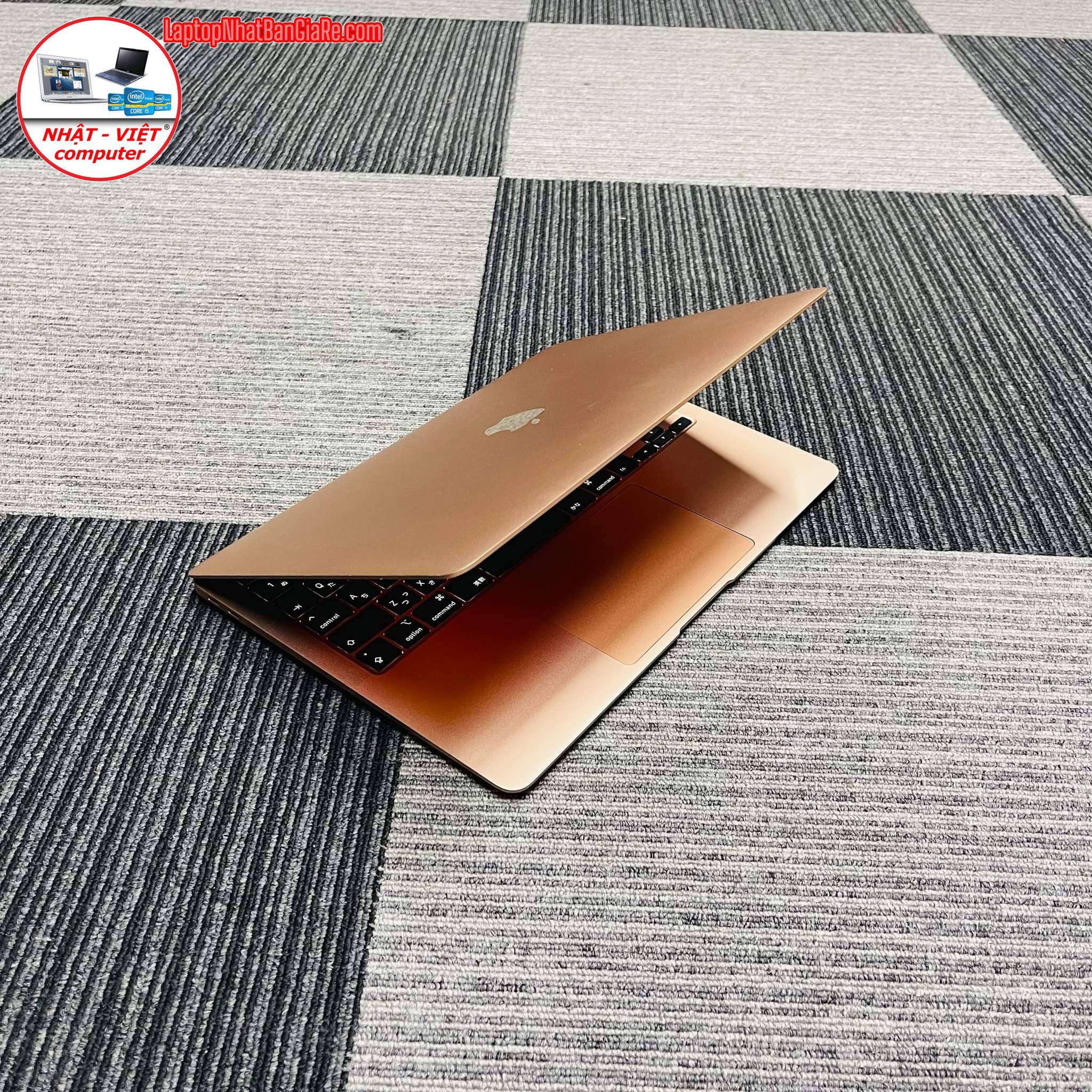 02D1AD4B-D54A-446E-BE90-F80AFD30BDE5